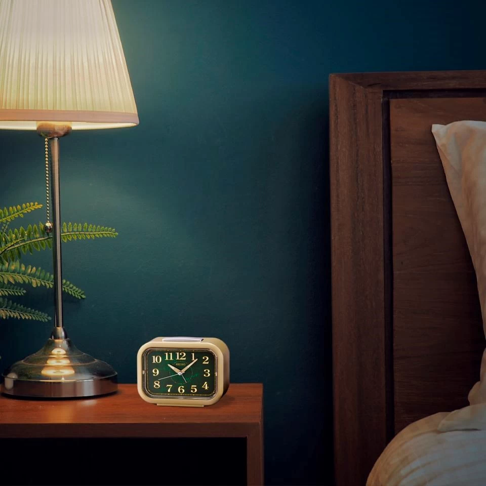 Seiko Green Dial Alarm Clock - C06100 - Image 2