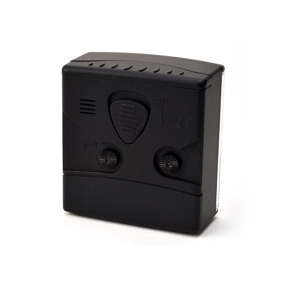 Silent Sweep Black Alarm Clock - C06101 - Image 2