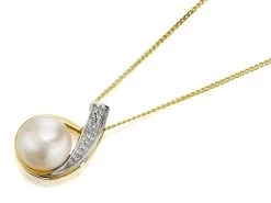 9ct Gold Two Colour Freshwater Pearl And Diamond Necklace - R7759